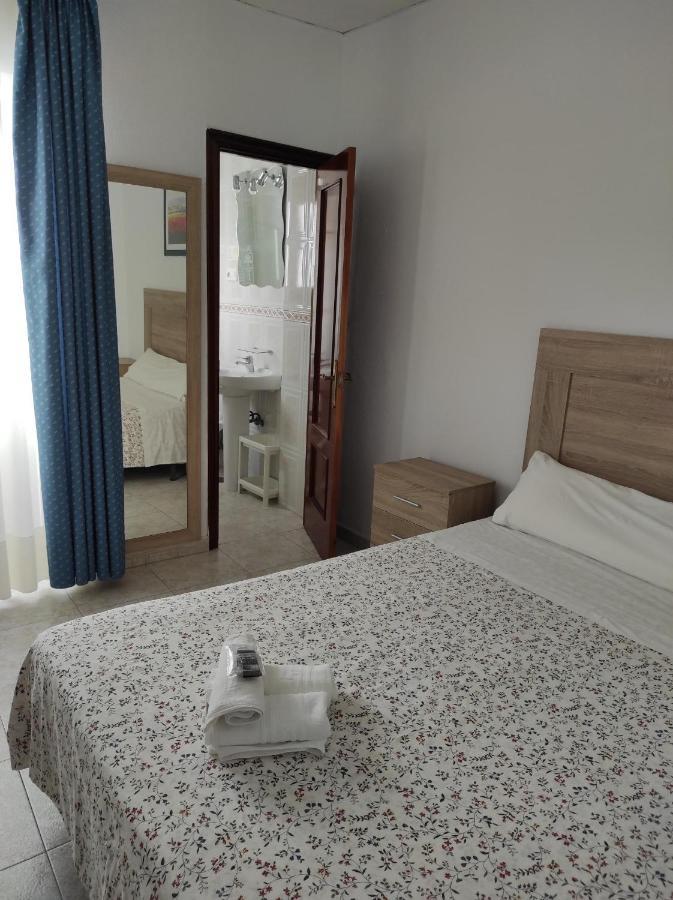 Fantoni Pensión Cádiz